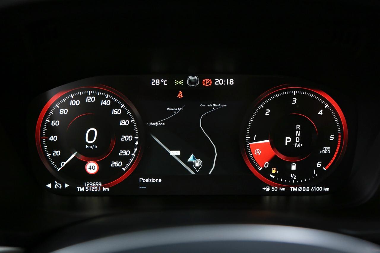 Volvo XC60 B4 (d) mhev AWD Geartronic Momentum