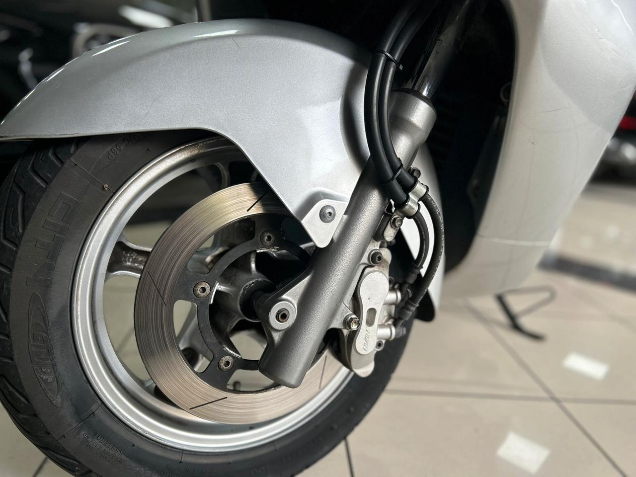 SUZUKI BURGMAN 400
