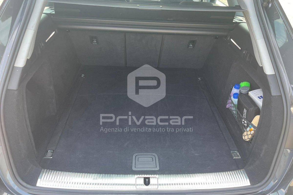 AUDI A4 Avant 30 TDI/136 CV S tronic Business Advanced