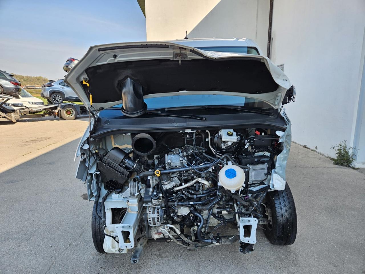 Volkswagen Crafter 30 2.0 TDI L3H2 Furgone INCIDENTATO