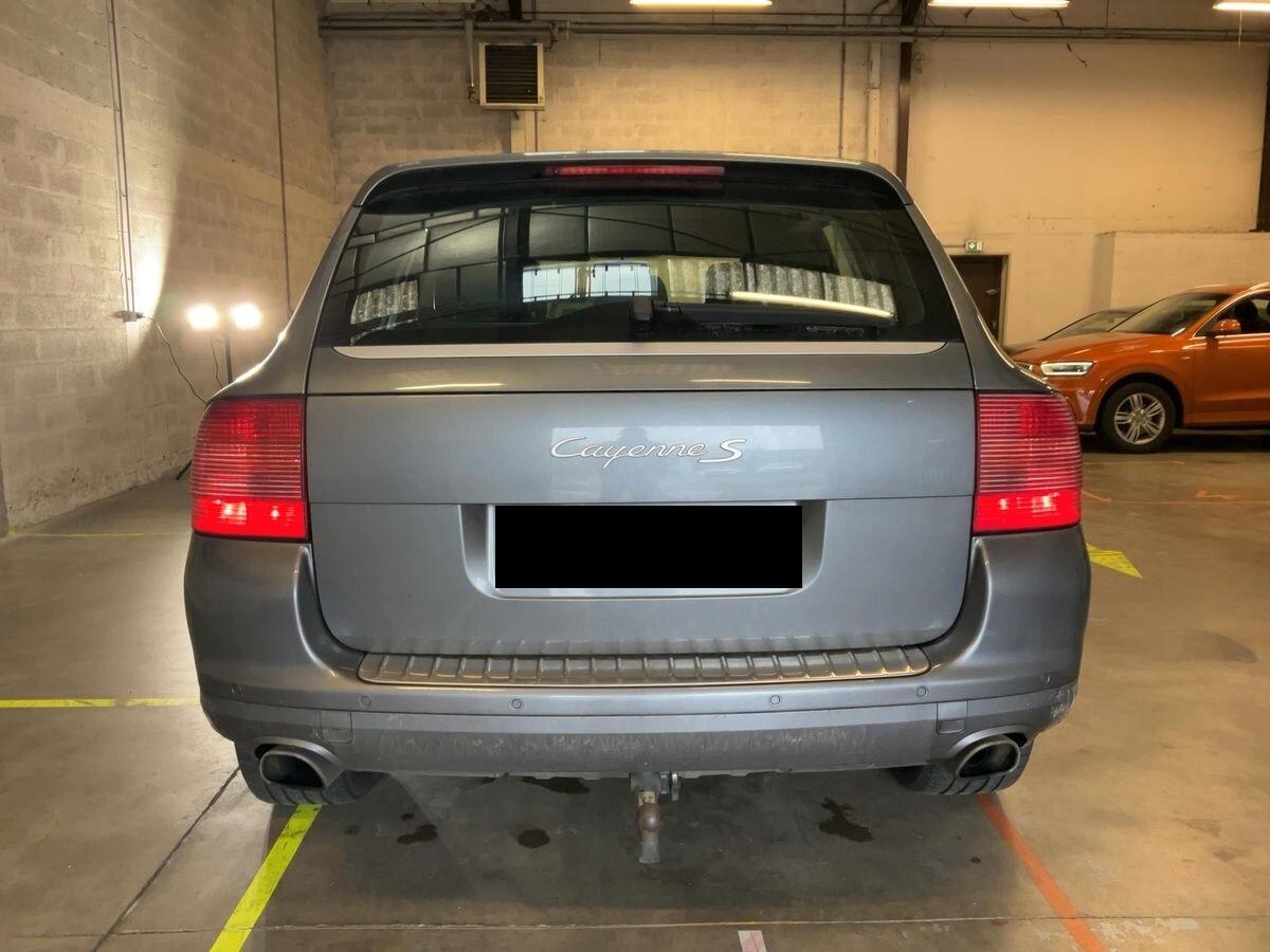 Porsche Cayenne 4.5 cat Turbo S