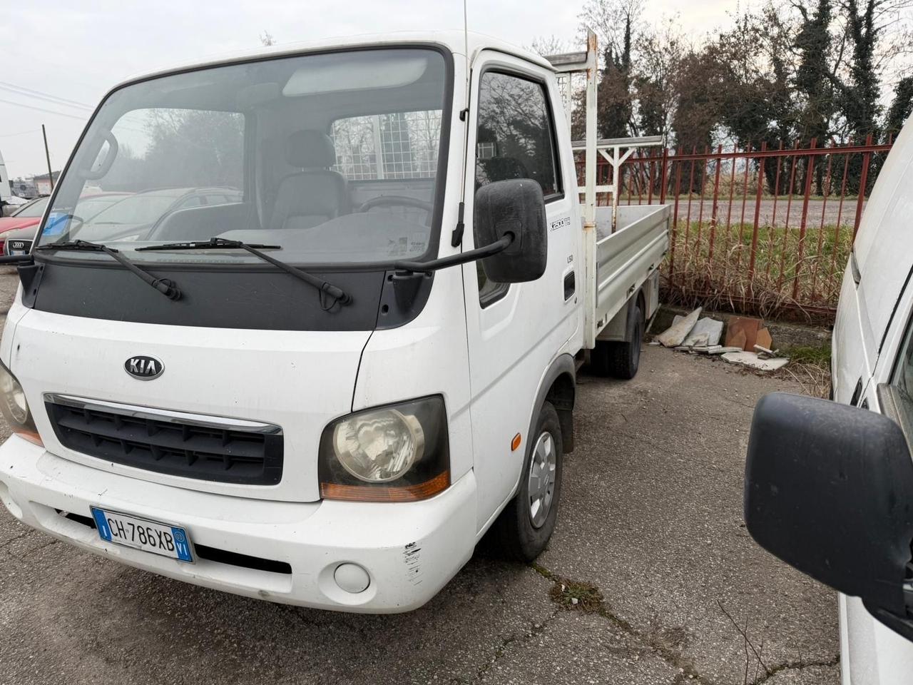 Kia K2500 2.5 TDI Autocarro