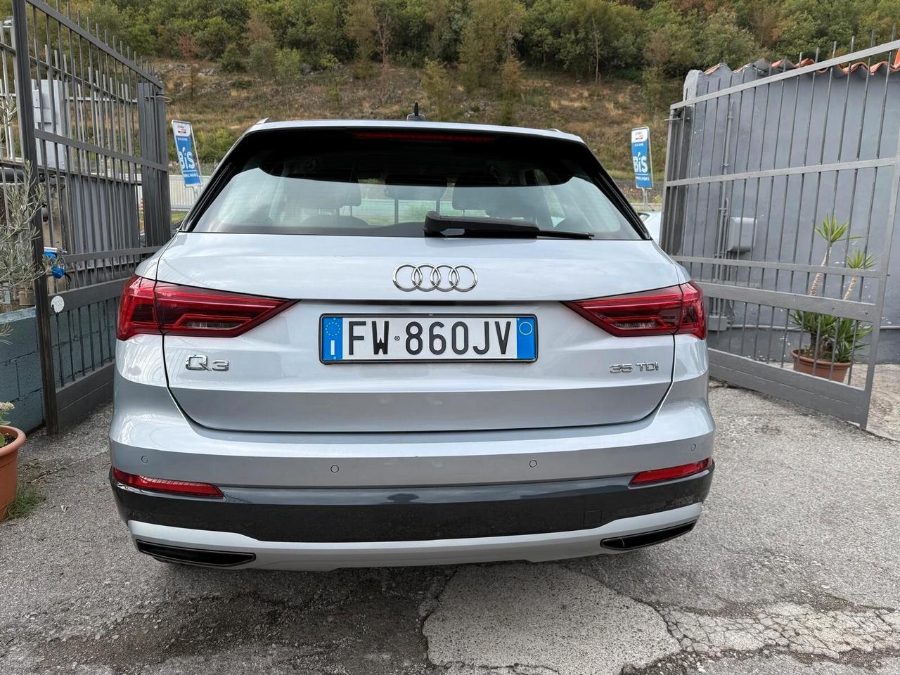Audi Q3 2.0 TDI 150 CV S tronic line Edition