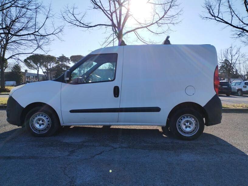 Opel Combo 1.3mjt SOLI 120000 KM