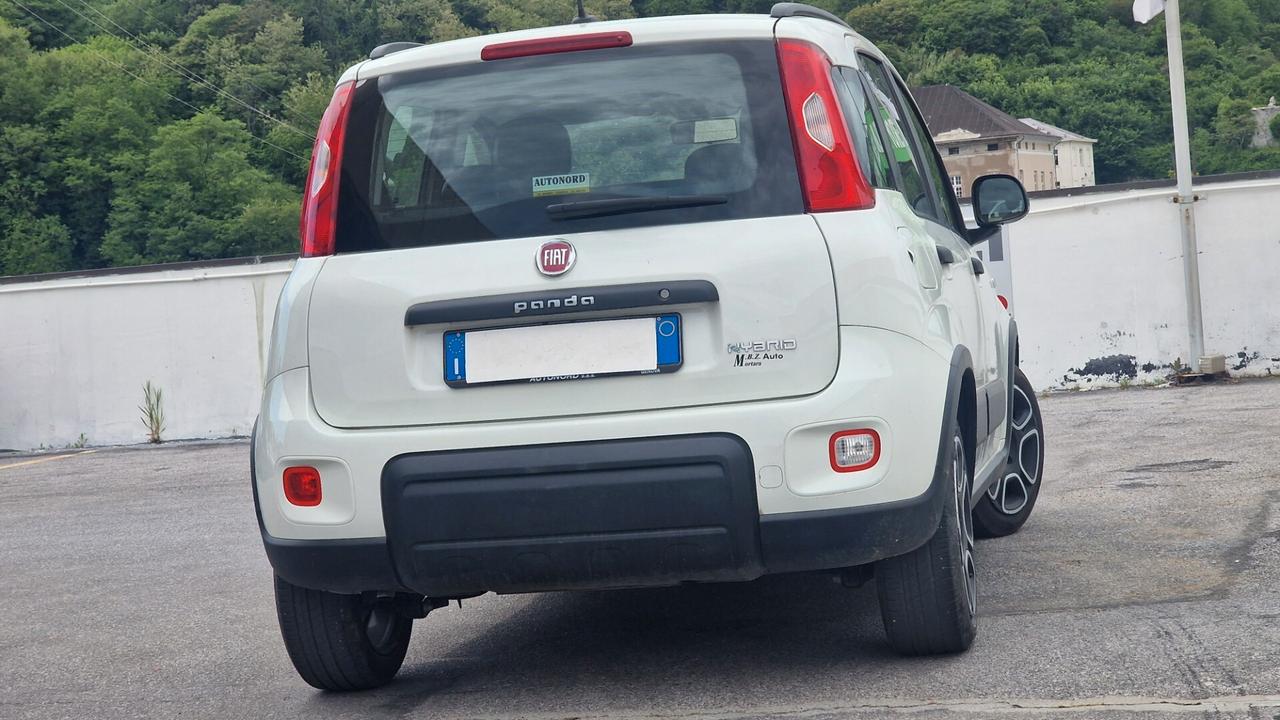 Fiat Panda Cross 1.0 FireFly S&S Hybrid