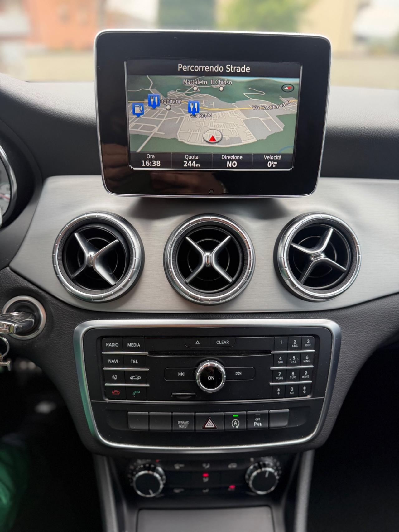 Mercedes-benz CLA 200 d Automatic Premium AMG