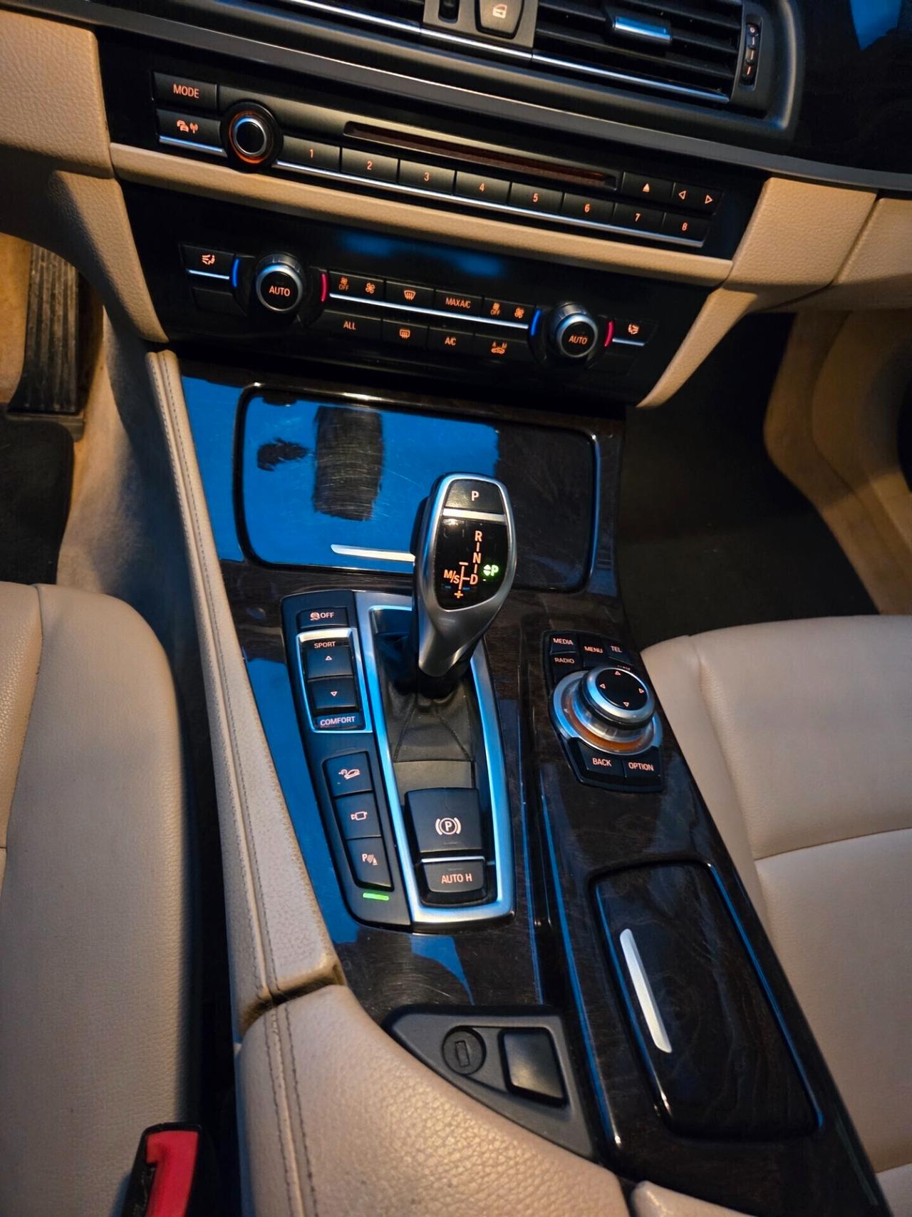 Bmw 530d X-Drive full-optional (Rara CON QUESTI OPTIONAL)