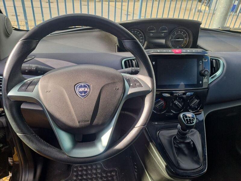 Lancia Ypsilon 1.0 FireFly 5 porte S&S Hybryd Gold CON PROMO PENATIAUTO4U