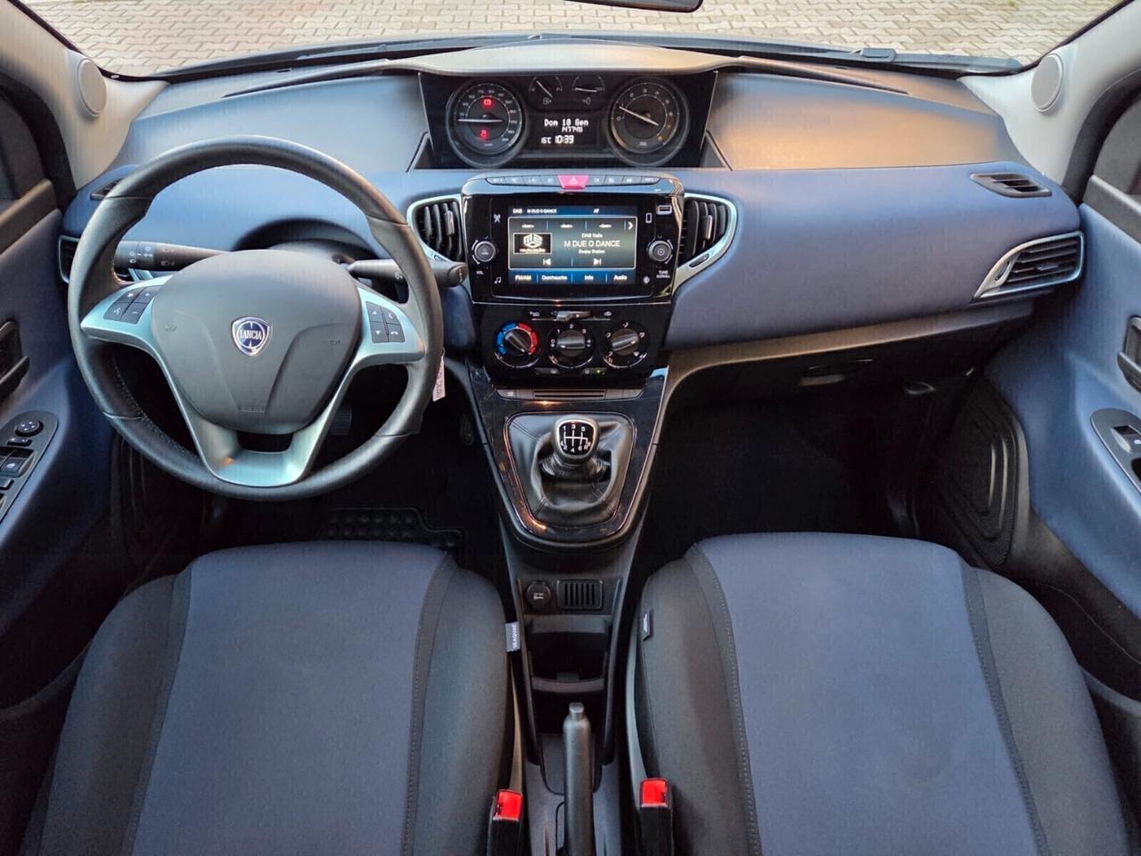 Lancia Ypsilon 1.0 Hybrid 5 porte S&S Platino
