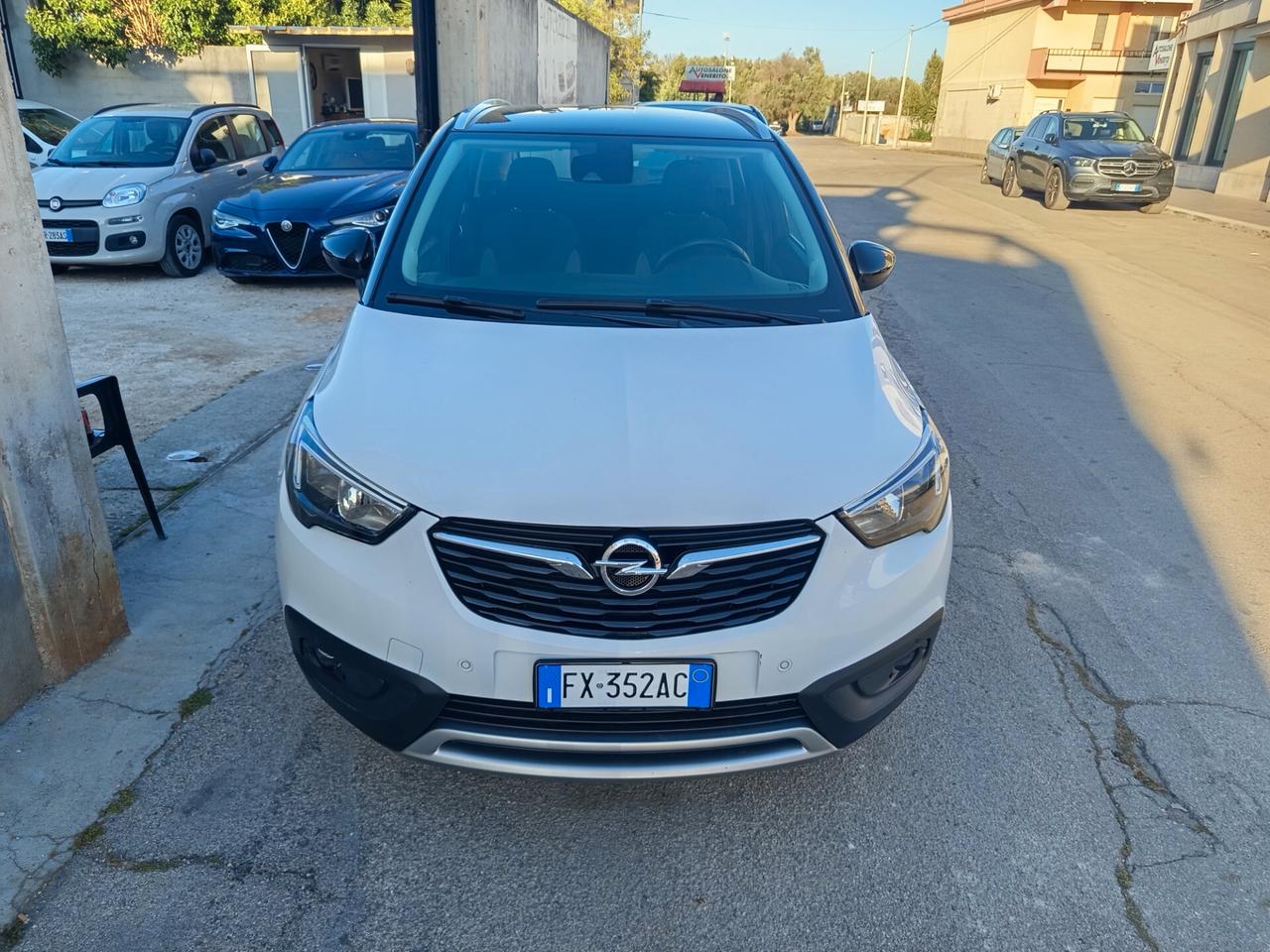 Opel Crossland X 1.2 12V 120 Anniversary