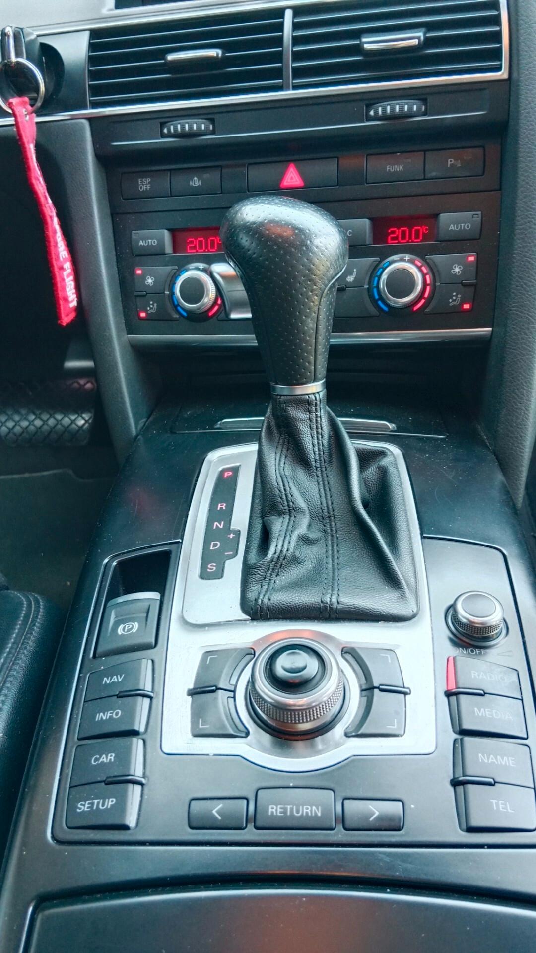 Audi A6 Avant 3.0 V6 TDI 240 CV Black Edition S-line