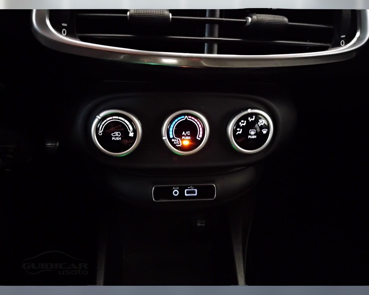 FIAT 500 X 2015 - 500X 1.6 mjt Lounge 4x2 120cv dct