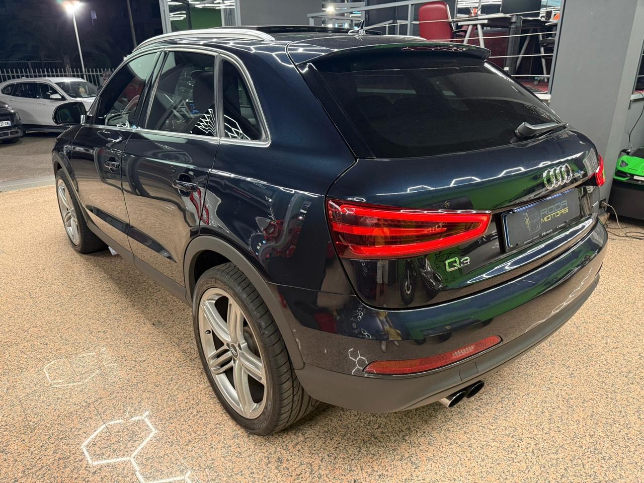 Audi Q3 2.0 TDI 177 CV quattro CON TETTO