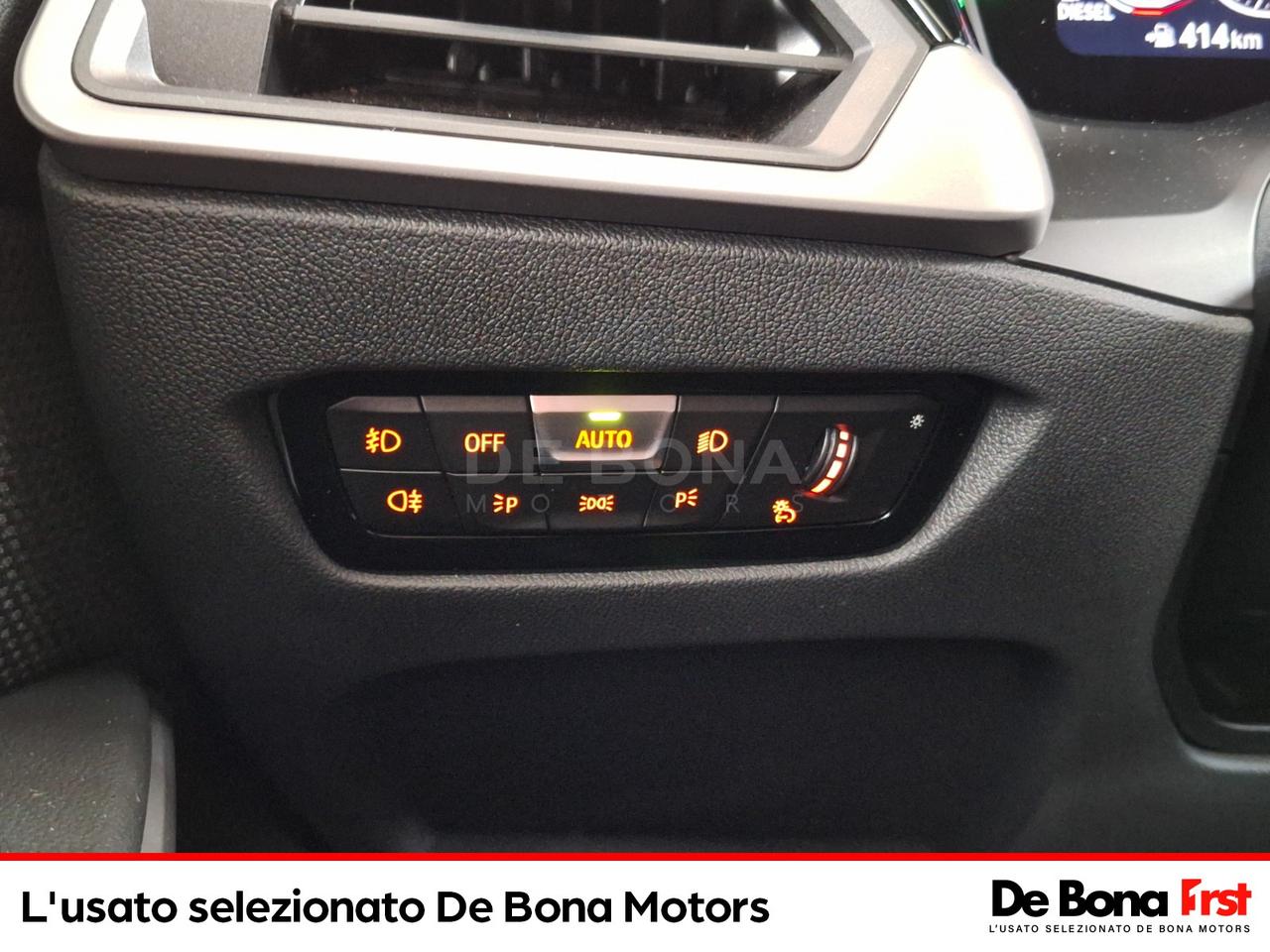 BMW Serie 3 320d touring mhev 48v xdrive auto