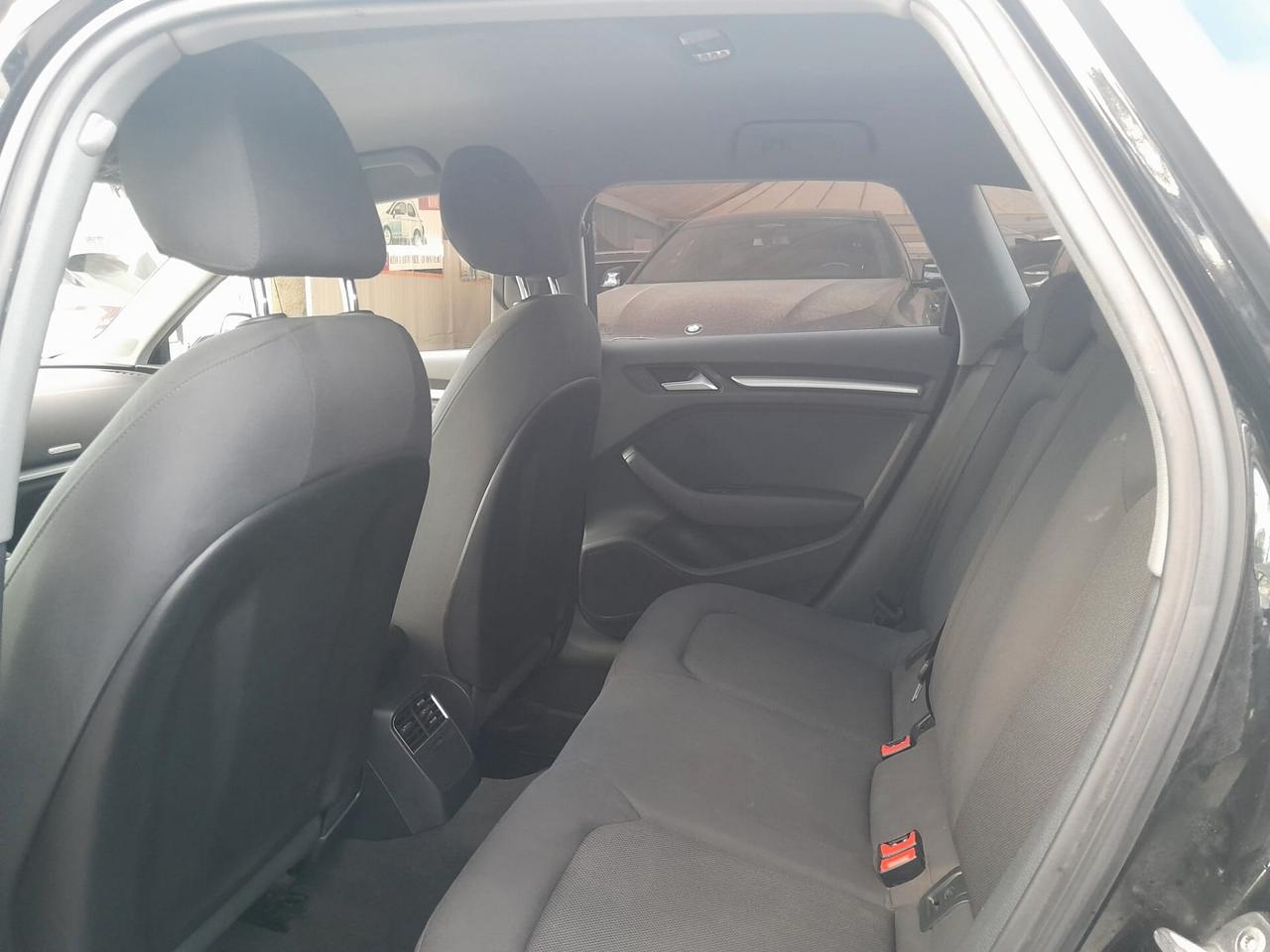 Audi A3 SPB 35 TDI S tronic Business