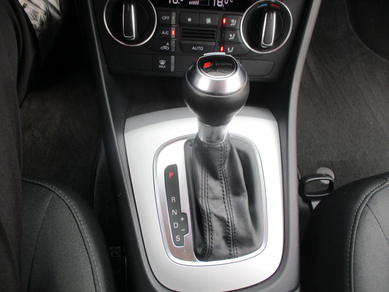 Audi Q3 2.0 TDI 120 CV S tronic PARI AL NUOVO