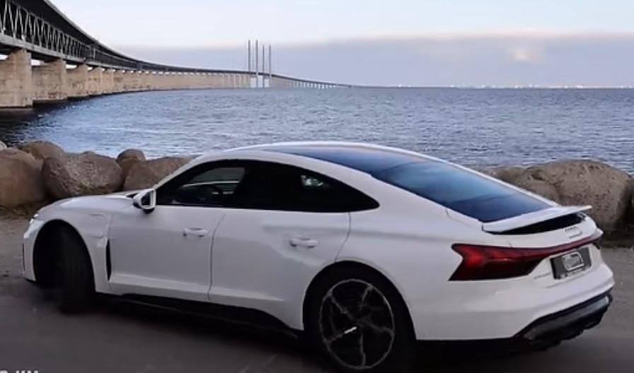 Audi E-tron GT quattro