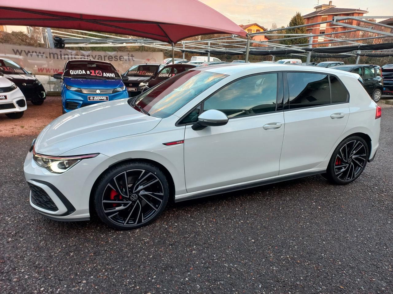 Volkswagen Golf GTI 2.0 TSI DSG