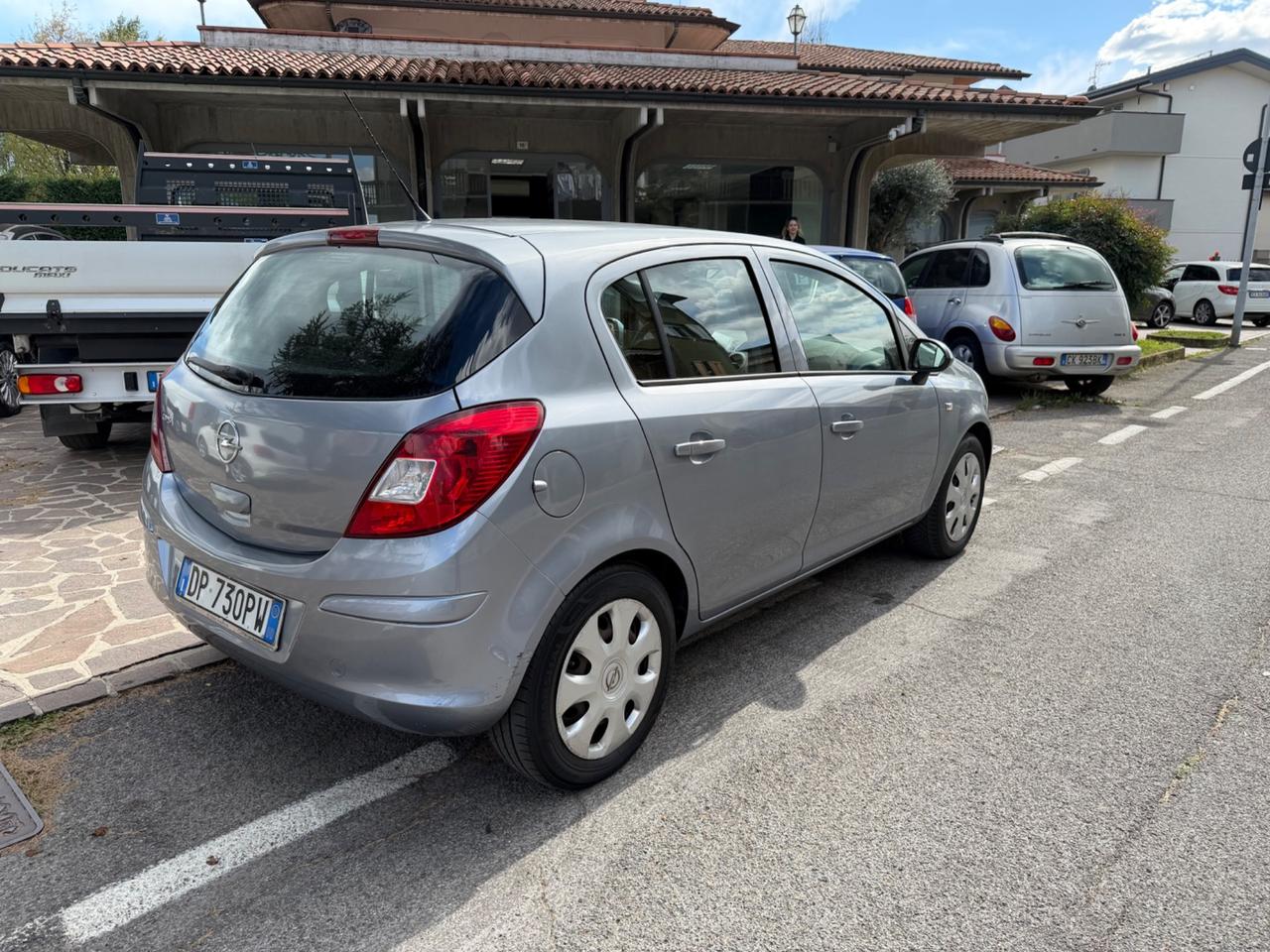 Opel Corsa 1.0 12V 5 porte Enjoy