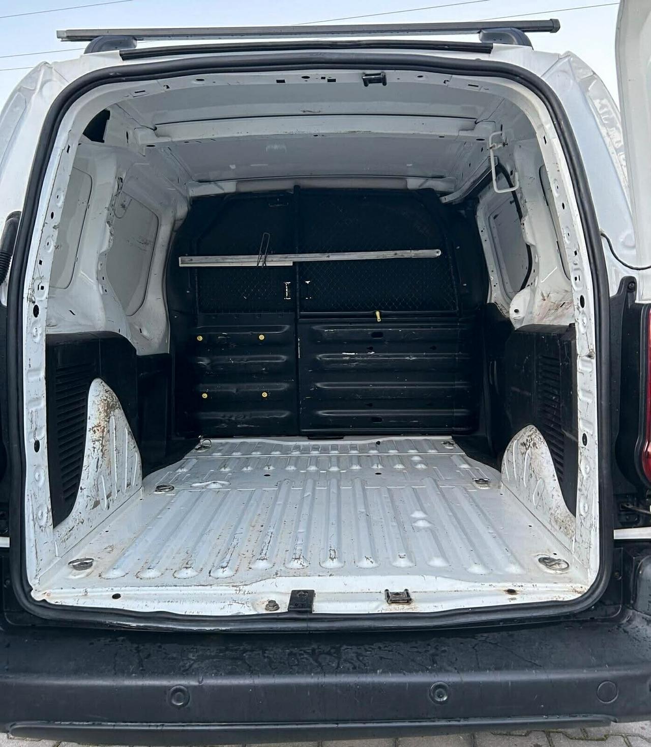 Peugeot Partner 3 posti 1.6 hdi 100 cv euro 6