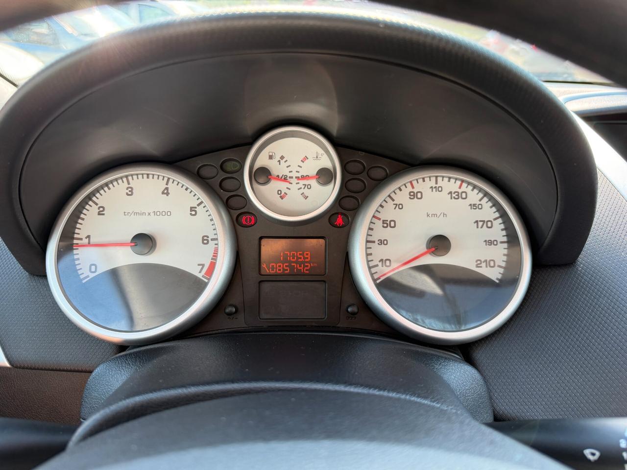 PEUGEOT 207 2010 1.4 BENZINA 73 CV 85.000 KM