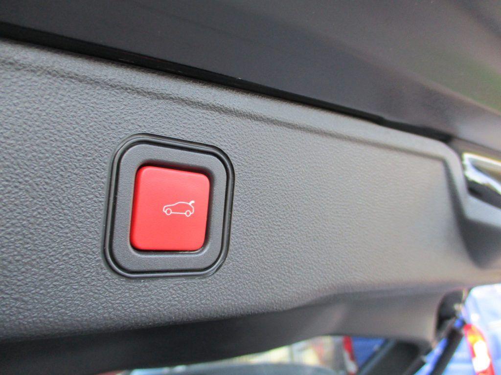 Jeep Avenger 1.2 Turbo Summit Winter Pack/Led/Camera