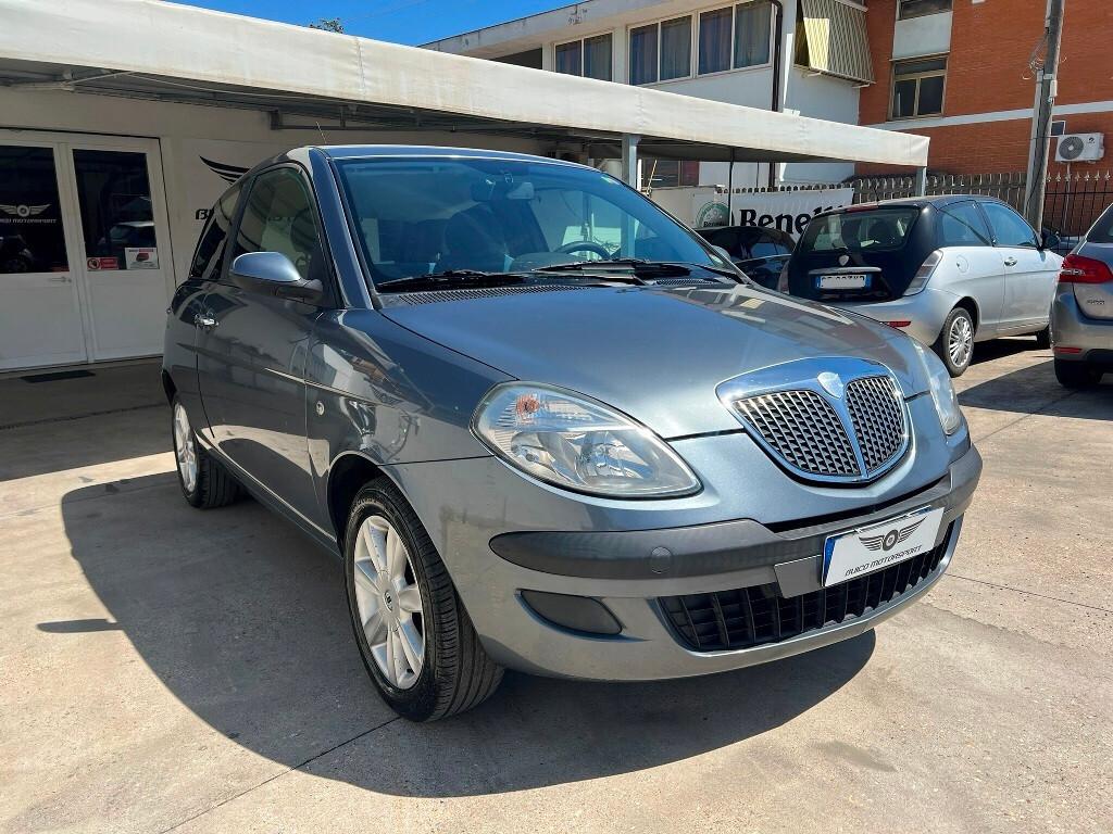 Lancia Ypsilon 1.2 60 CV / PERFETTA / GARANZIA