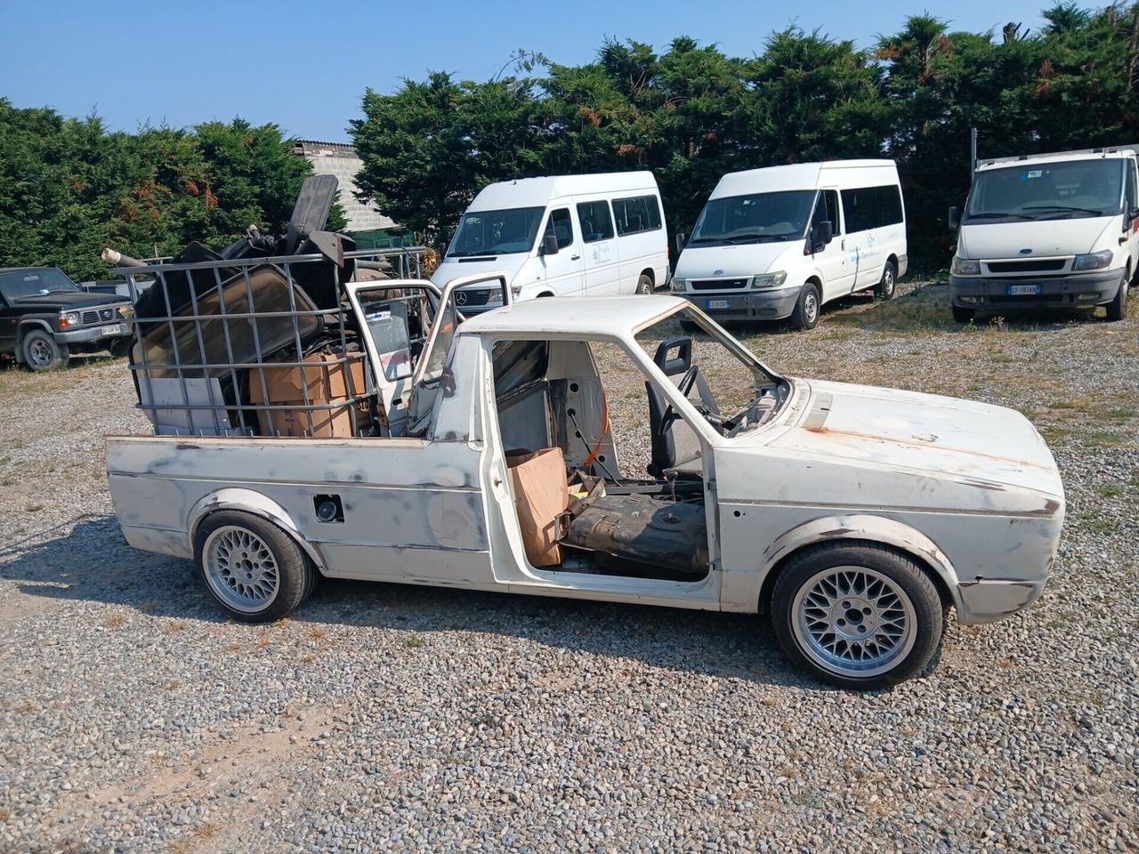 Volkswagen Caddy Motore 1900 turbo vettura da completare