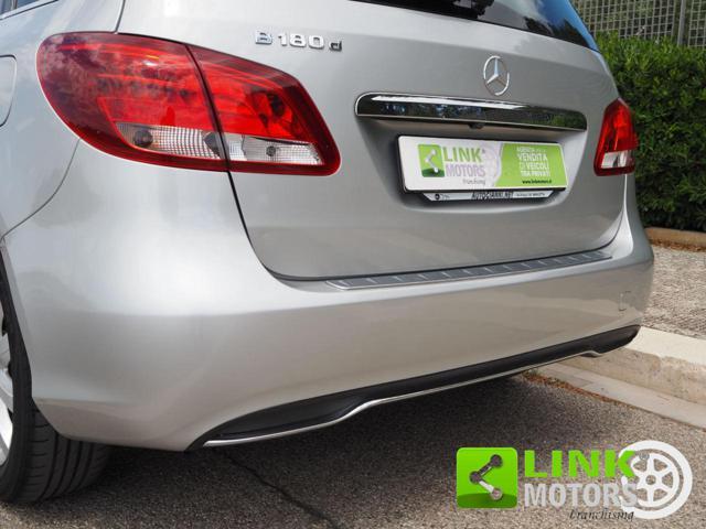 MERCEDES-BENZ B 180 d Automatic Executive