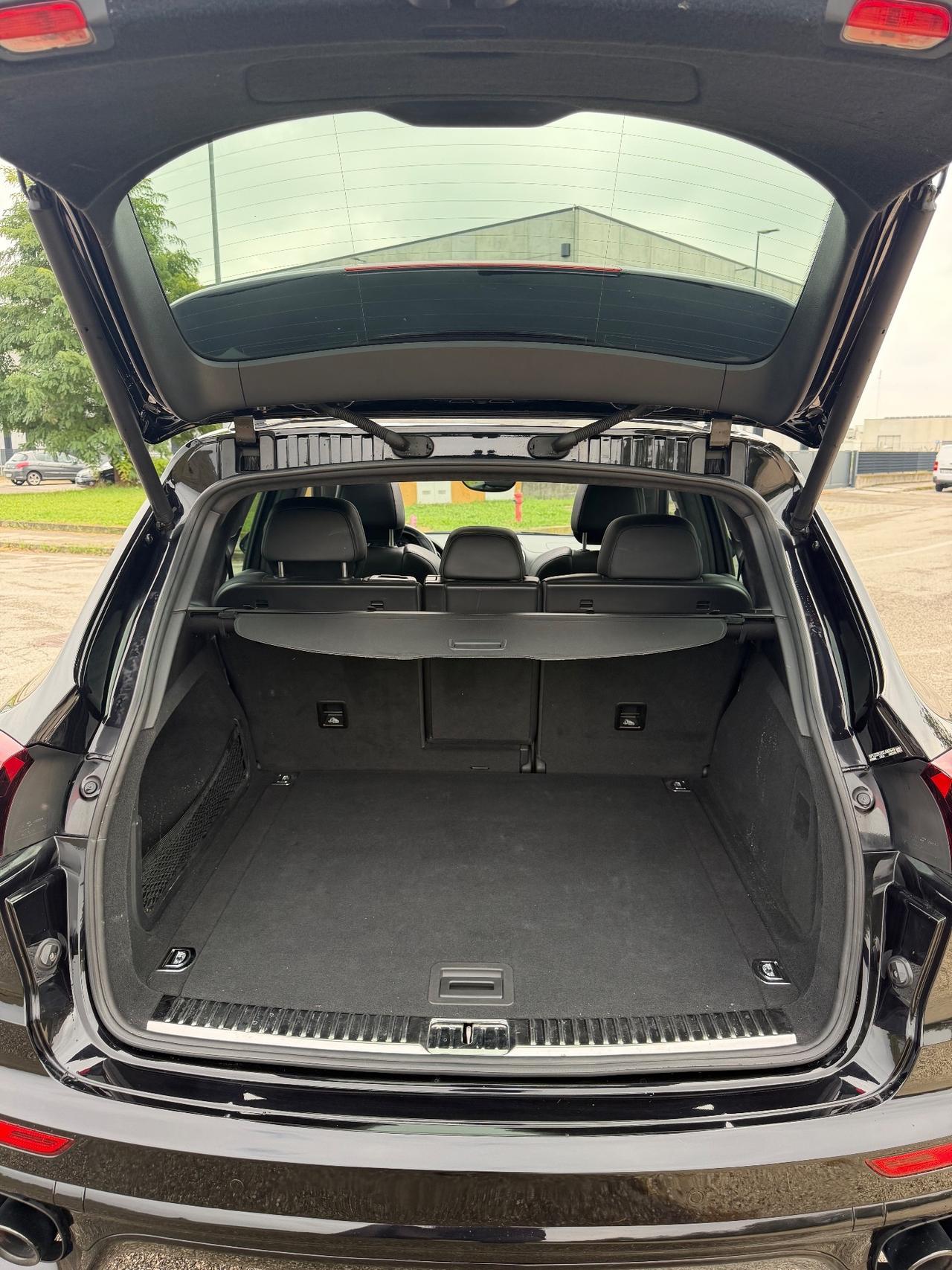 Porsche Cayenne 3.6 GTS