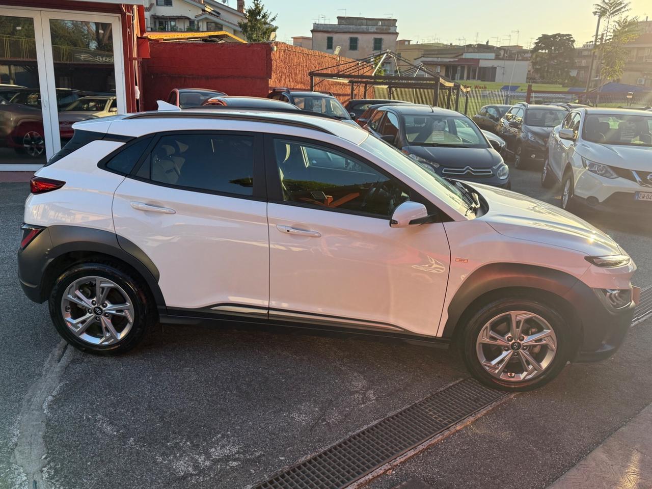 Kona HEV 1..0 XLine 120 CV -unipro-rate-