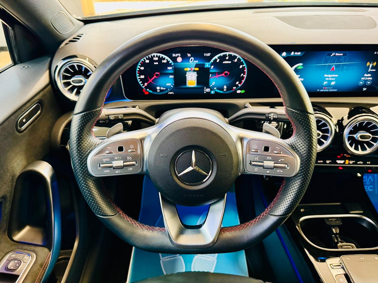 Mercedes-benz A 180 AMG Automatic Premium / Night Pack Display PRO