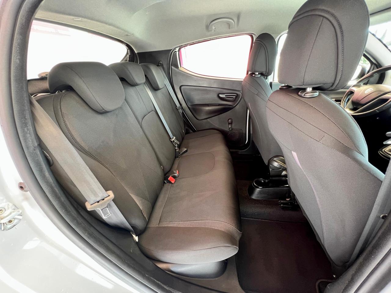 LANCIA Ypsilon 3ª serie Ypsilon 1.2 69 CV 5 po...