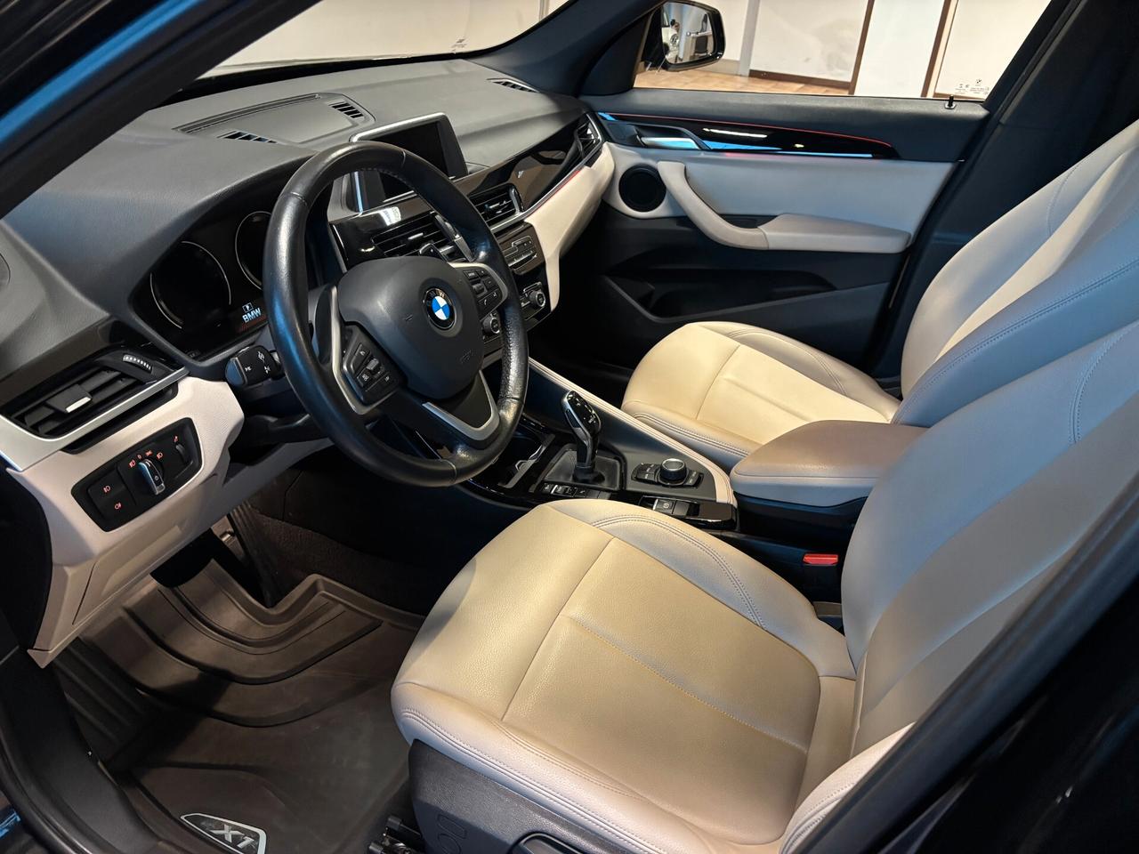 BMW X1 sdrive18d xLine auto my18*UNICOPRO*