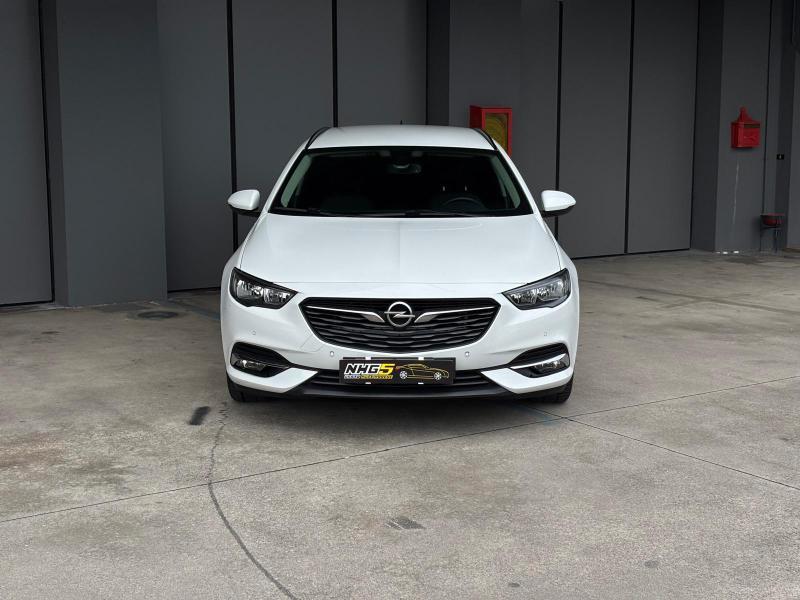 Opel Insignia Sports Tourer 1.6 cdti Business s&s 136cv auto my18.5