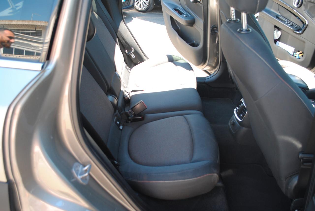 Mini Cooper D Countryman 2.0 Hype AUTOMATICO