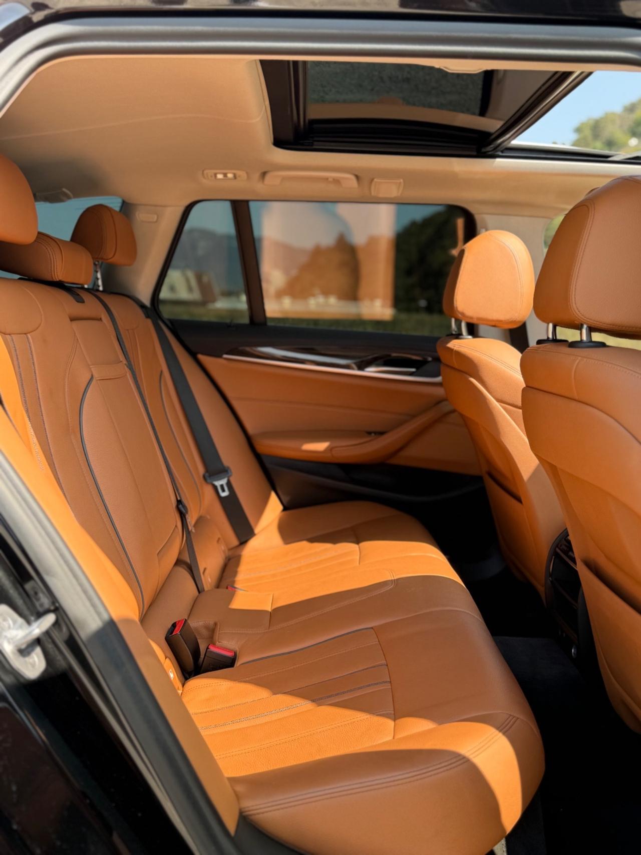 Bmw 520 520d Touring Luxury X-Drive