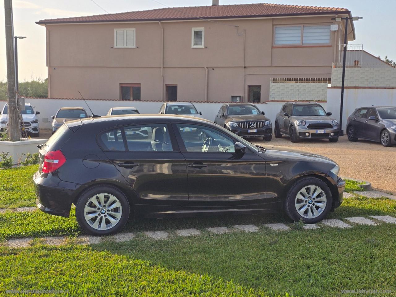 BMW 120d 5p. Futura DPF