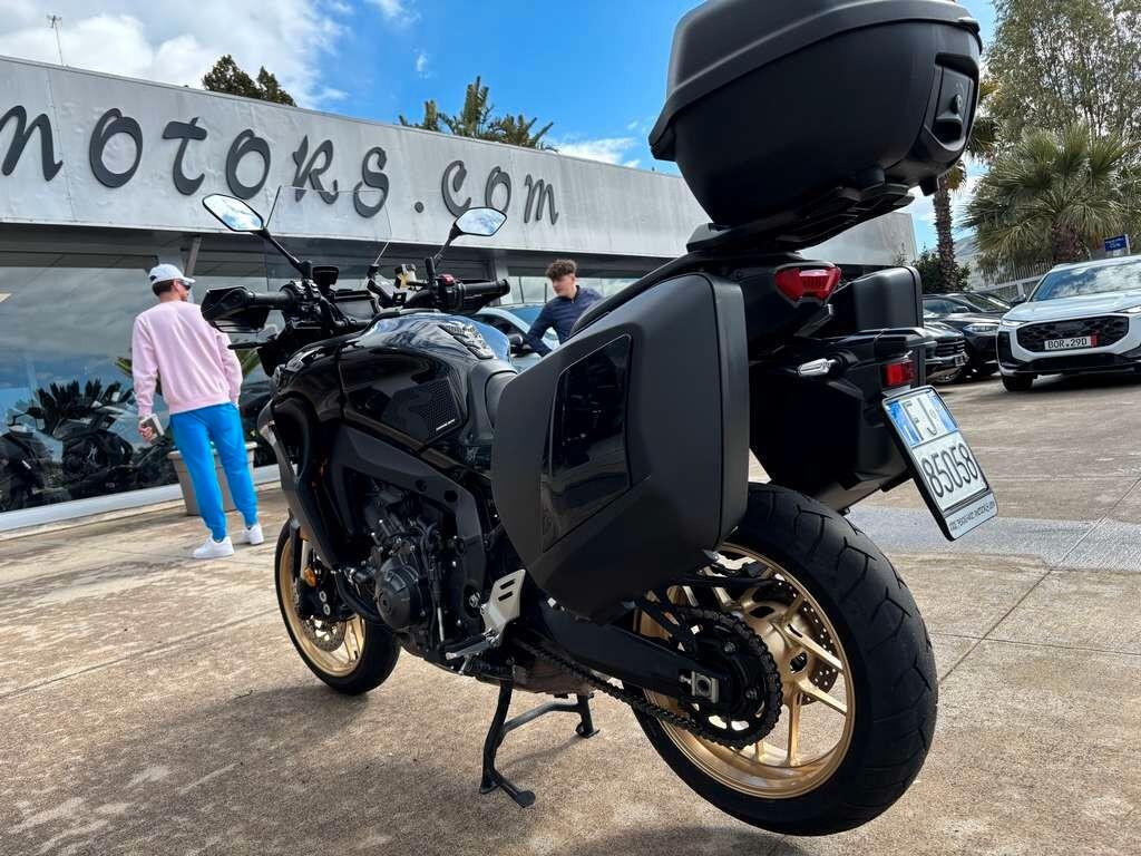 Yamaha Tracer 9 2024 / KM 16.000 Tua a solo 119 Euro al mese