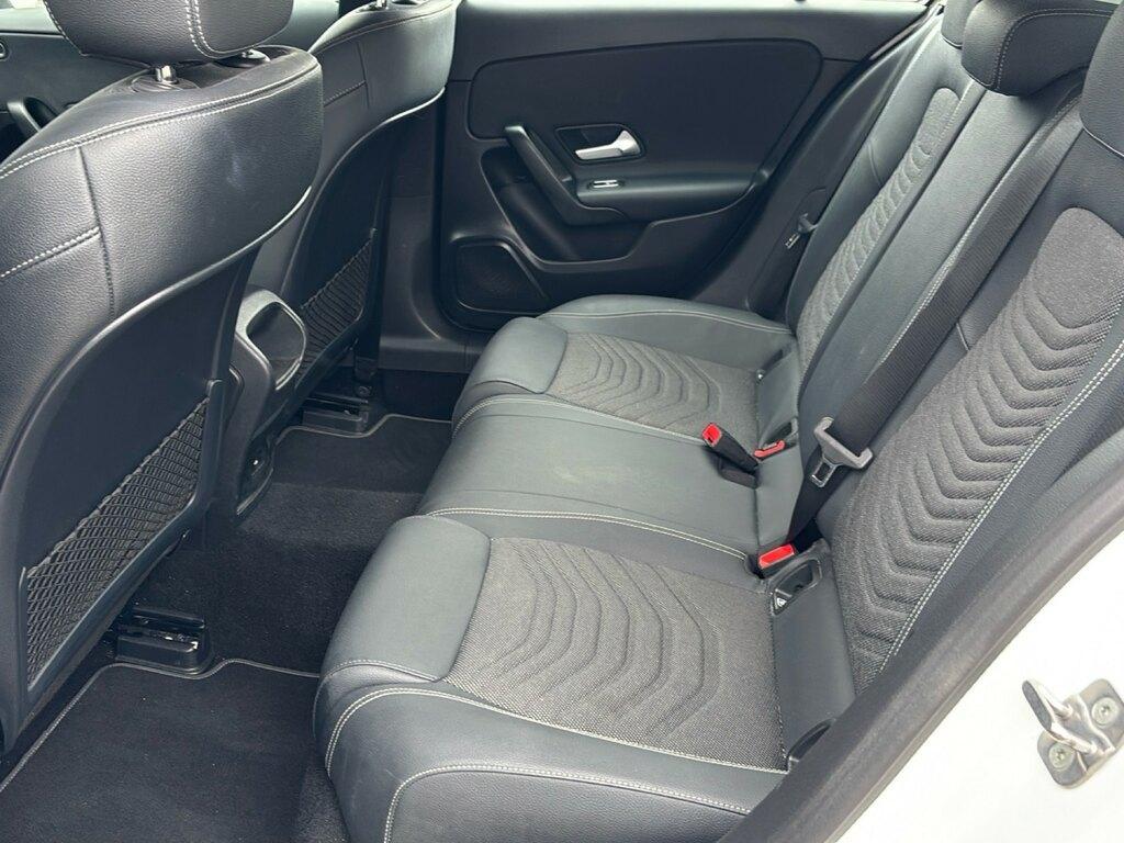 Mercedes Classe A 180 180 D Advanced 8G-DCT