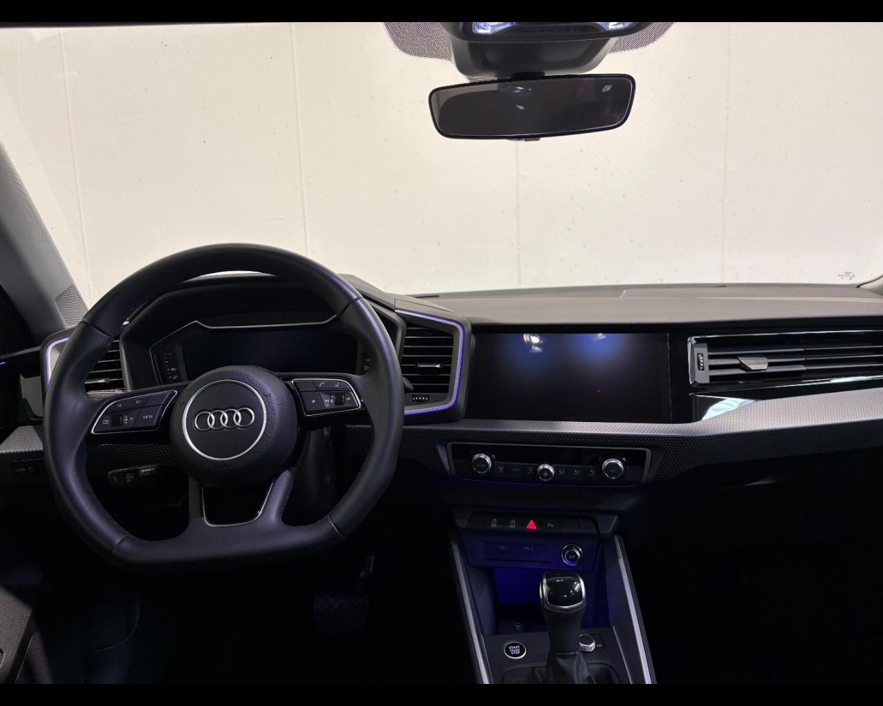 AUDI A1 SPORTBACK 30 TFSI S-TRONIC S-LINE EDITION