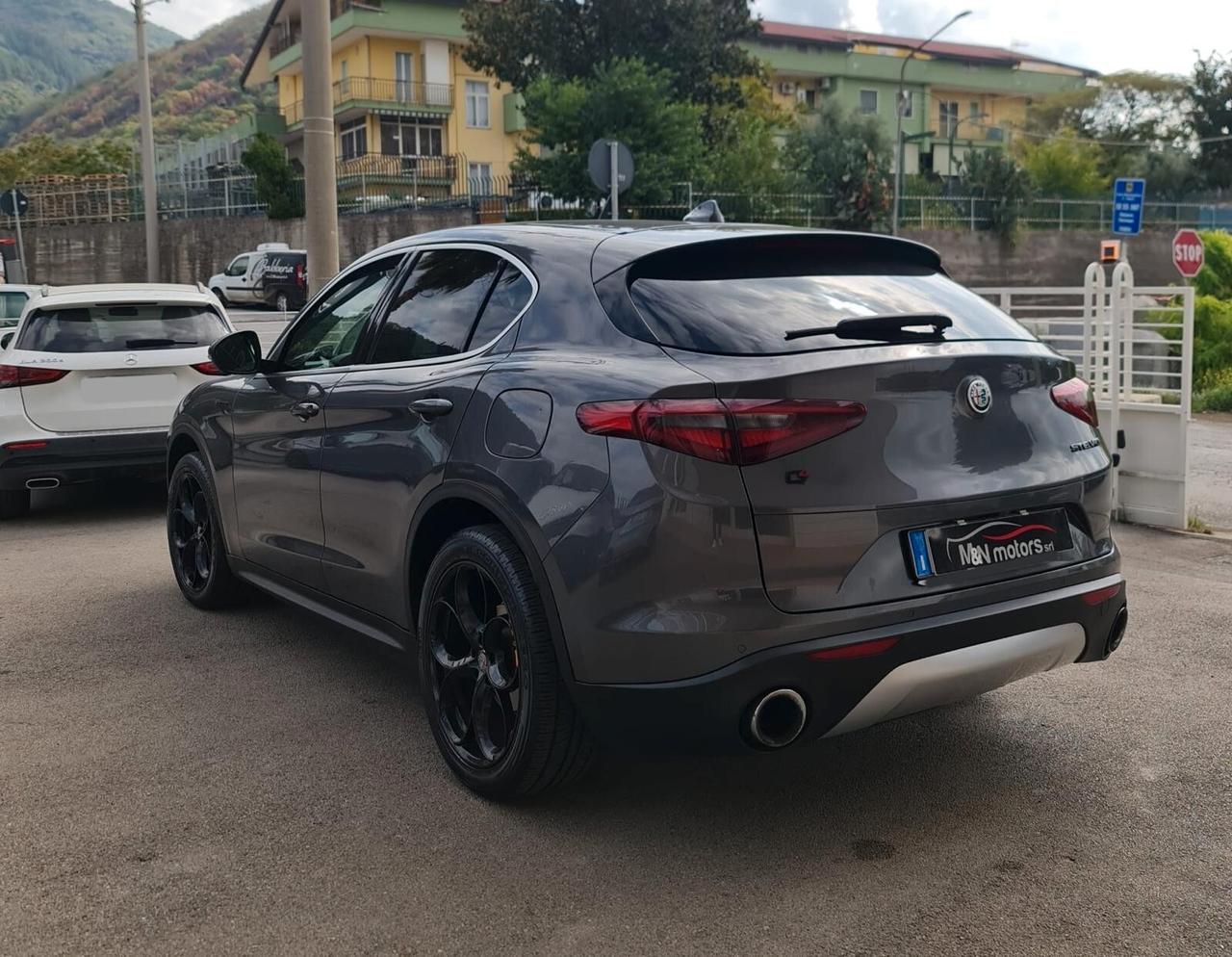 Alfa Romeo Stelvio 2.2 Turbodiesel 190 CV AT8 Q4 Executive