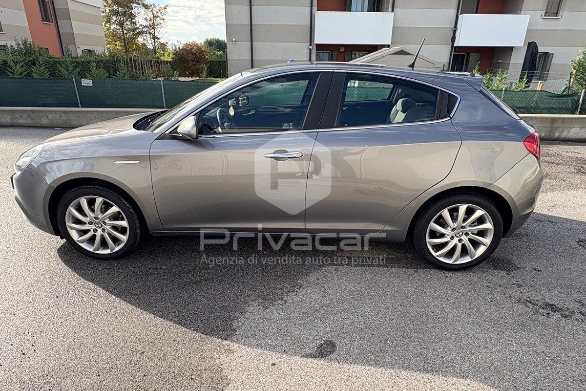ALFA ROMEO Giulietta 1.6 JTDm-2 120 CV Distinctive