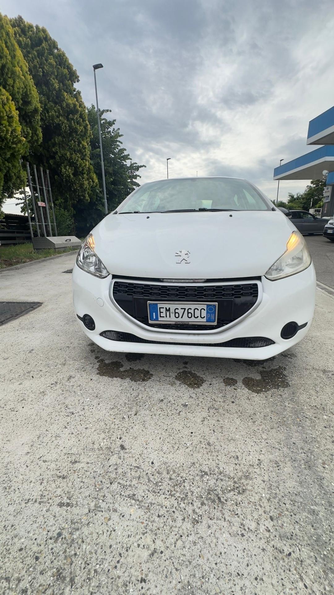 Peugeot 208 1.2 VTi 82 CV 5 porte Access