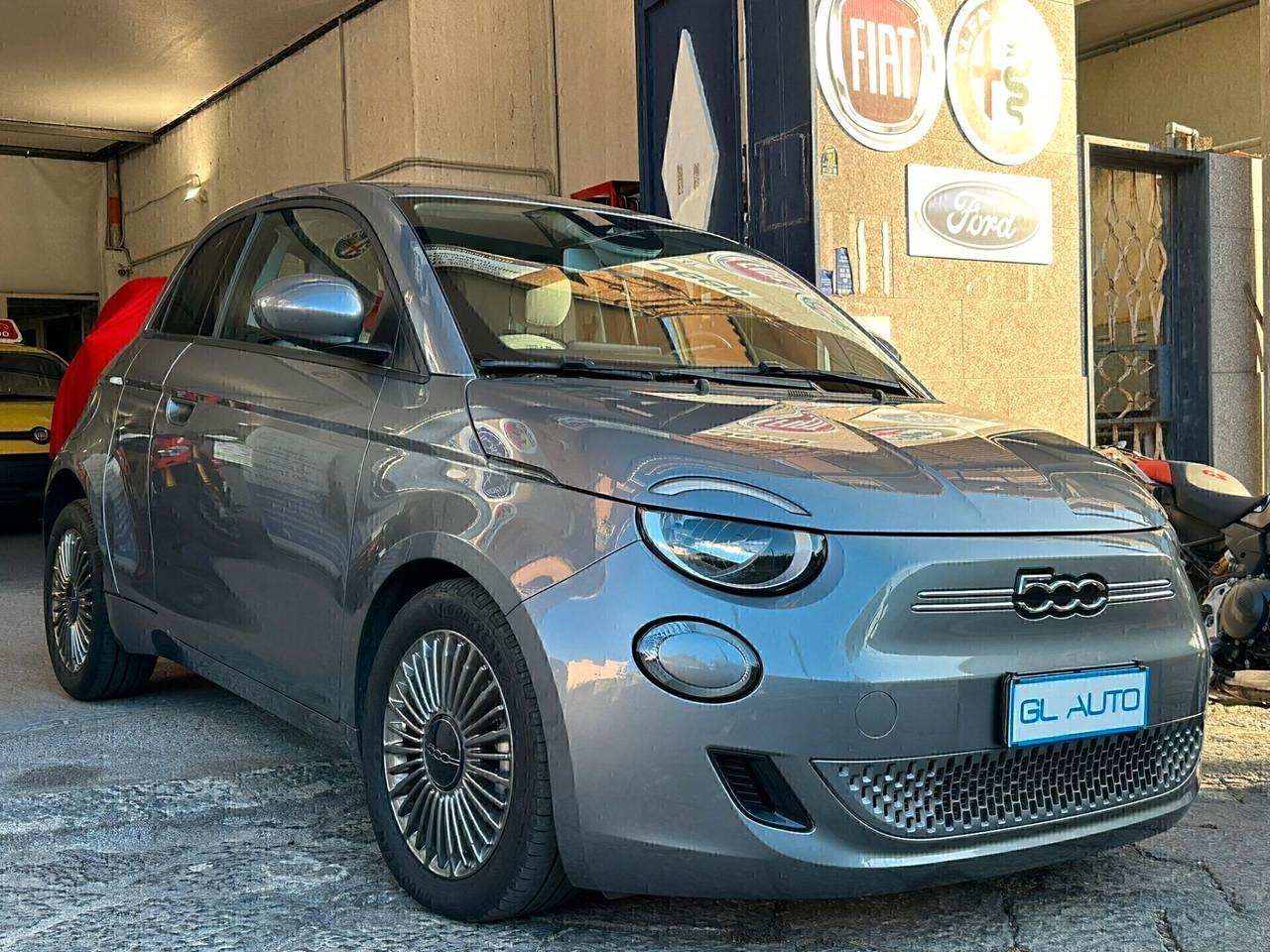 Fiat 500 3più 1 42 kWh icon