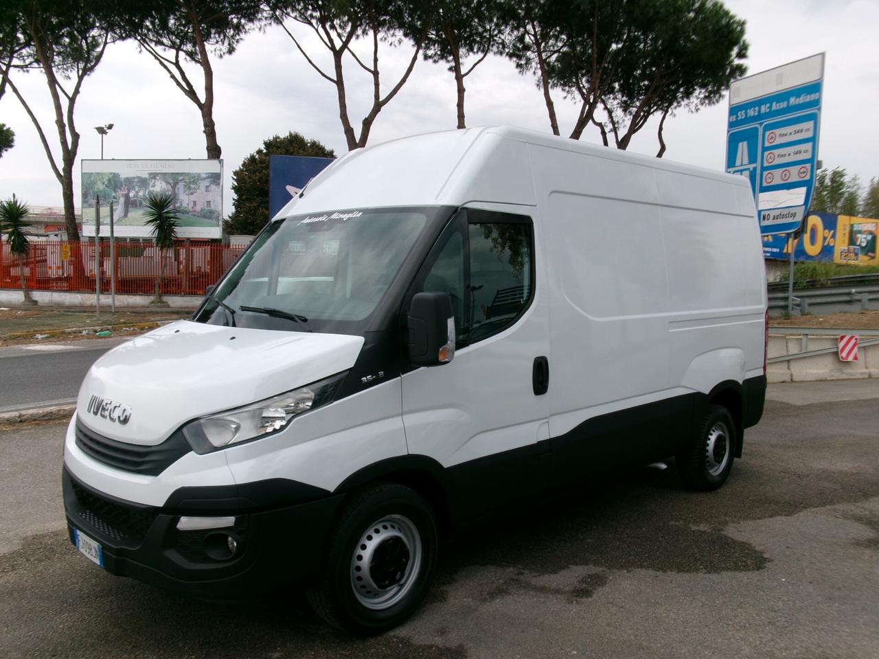 Iveco Daily 35S12 2.3 120CV EURO 6 FURGONE P.MEDIO *PERFETTO*