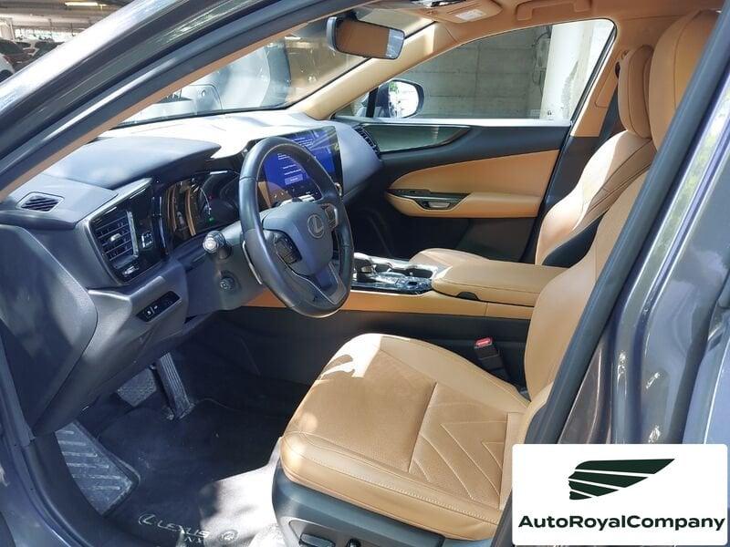Lexus NX Plug-in Luxury 4WD MY22