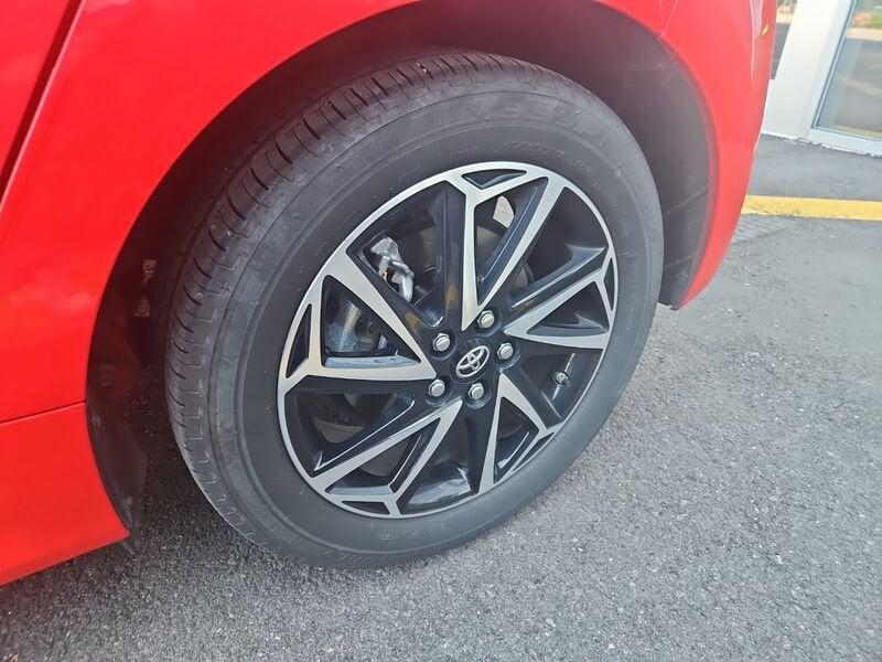 Toyota Yaris Hybrid Style MY22