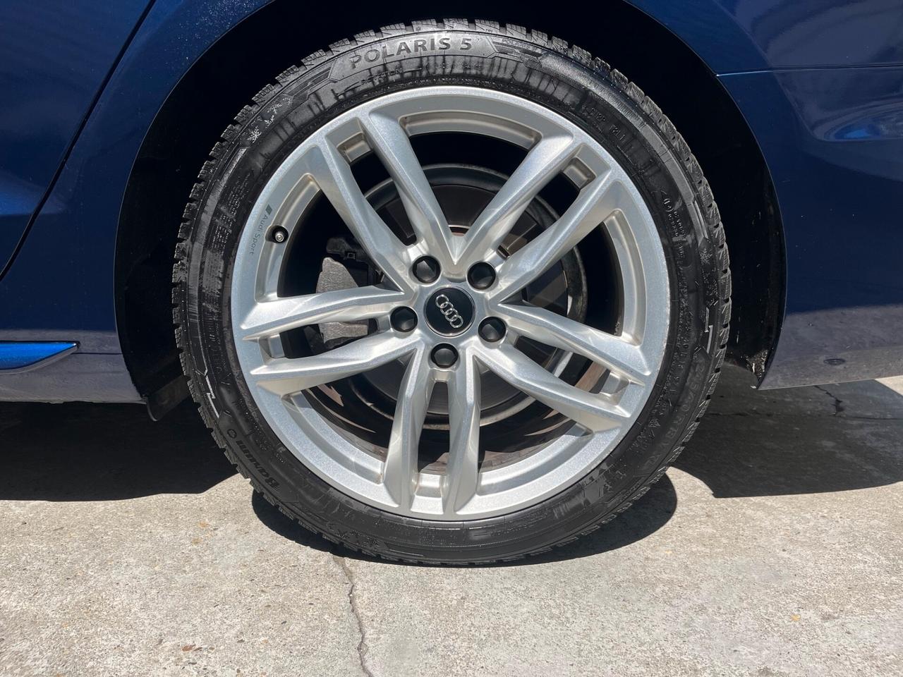 Audi A4 Avant 40 TDI quattro S tronic edition