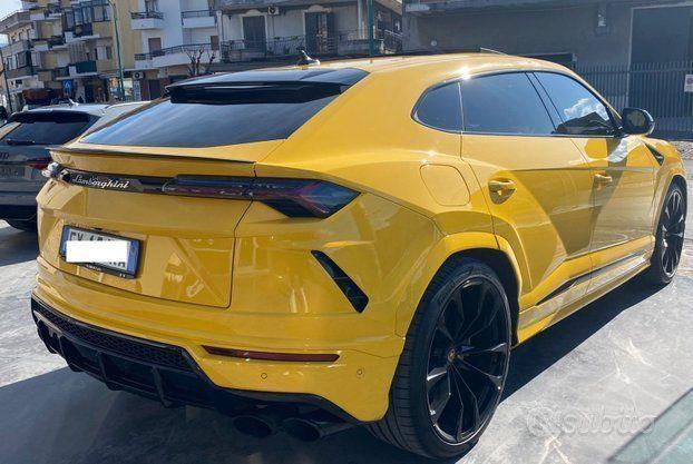 LAMBORGHINI Urus 4.0 V8 650 CV Uff Italy #SuvSport